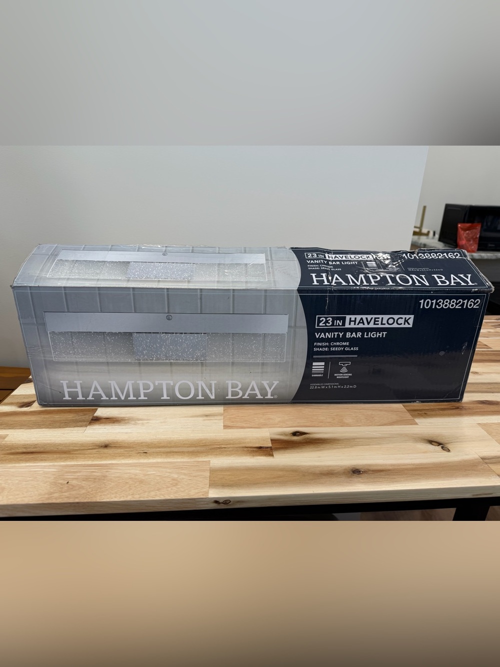 New Hampton Bar 23 in. Havelock Chrome Vanity Bar Light